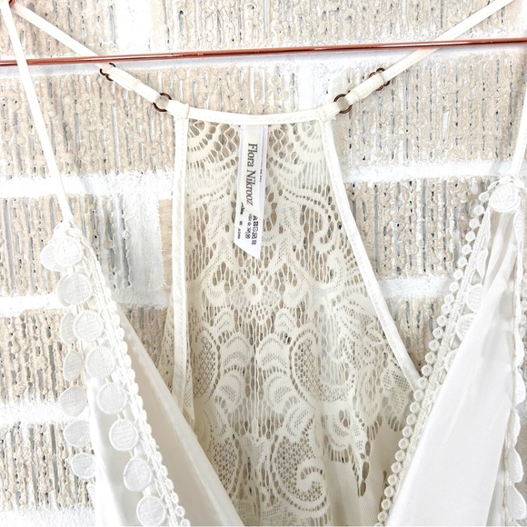 FLORA NIKROOZ Millie Charm White Silk and Lace Sleepwear Romper - Picture 5 of 8